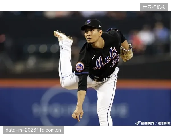MLB在2025赛季总进场人数达到7140万人次,这验证了线下场馆体验对于维持体育IP价值的不可替代性 MLB在2025赛季总进场人数达到7140万人次,这验证了线下场馆体验对于维持体育IP价值的不可替代性